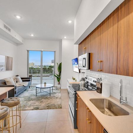 Апартаменты Modern Unit In Downtown Miami With Free Parking Экстерьер фото