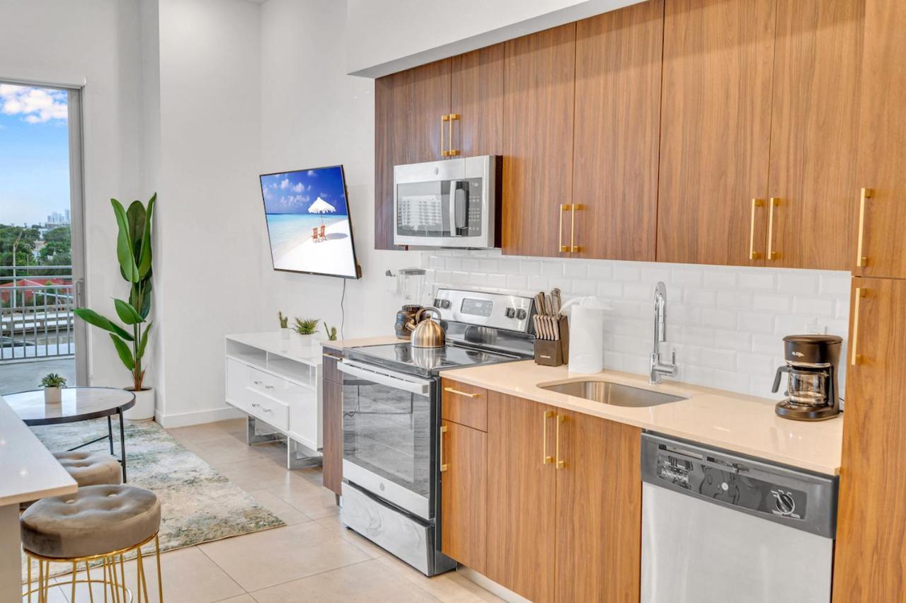 Апартаменты Modern Unit In Downtown Miami With Free Parking Экстерьер фото